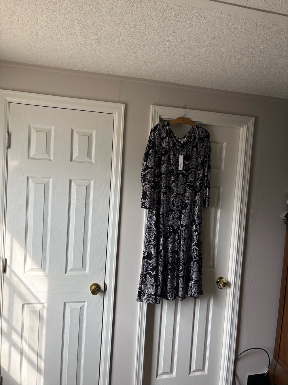 Chico's Black and White Paisley Long Sleeve Midi Dress
